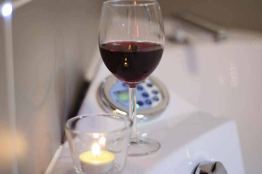 Bedrouse Jacuzzi Apartment Starowislna - Old Town Krakau Buitenkant foto